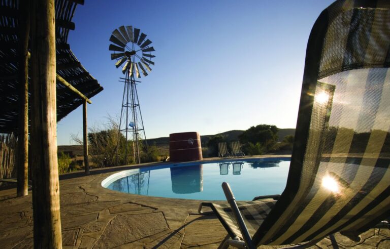 The pool area at Canyon Roadhouse.
